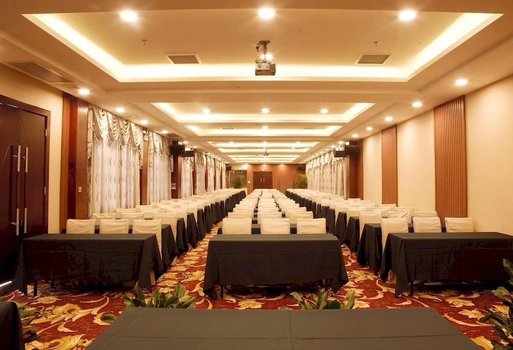 Guilin Golden Crown International Hotel Ngoại thất bức ảnh