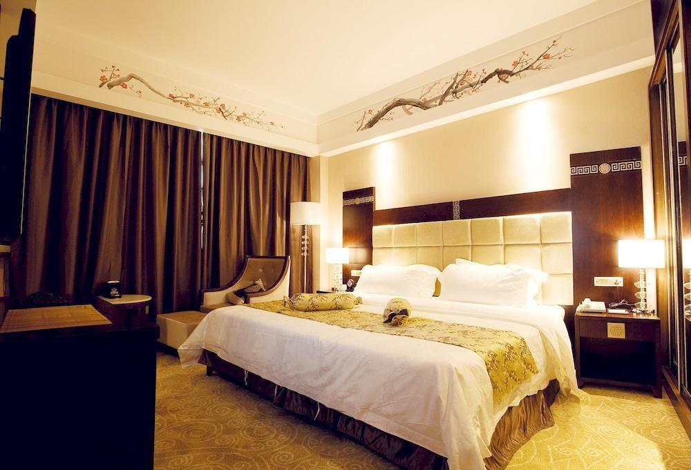 Guilin Golden Crown International Hotel Ngoại thất bức ảnh