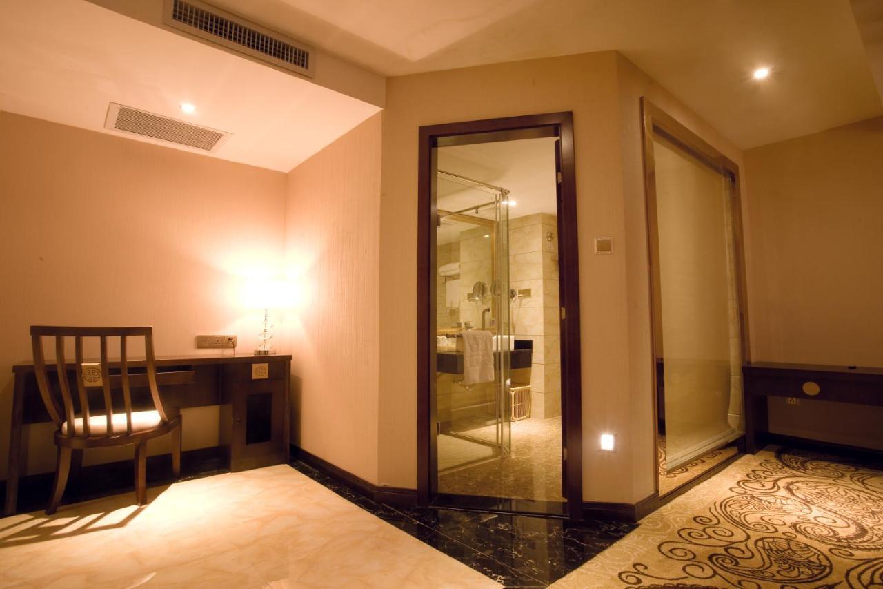 Guilin Golden Crown International Hotel Ngoại thất bức ảnh